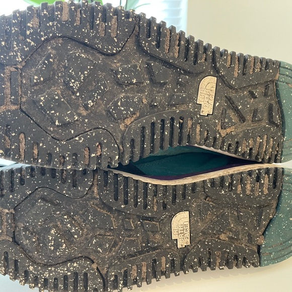 North face boots size 12 waterproof! - Picture 3 of 3